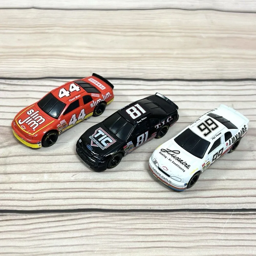 VTG NASCAR Racing Champions 1995 Diecast Race Cars 1/64 Lot of 6 w/Stand & Card